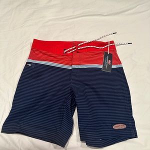 Vineyard Vines Swim Trunks / Shorts Size 30 NEW!